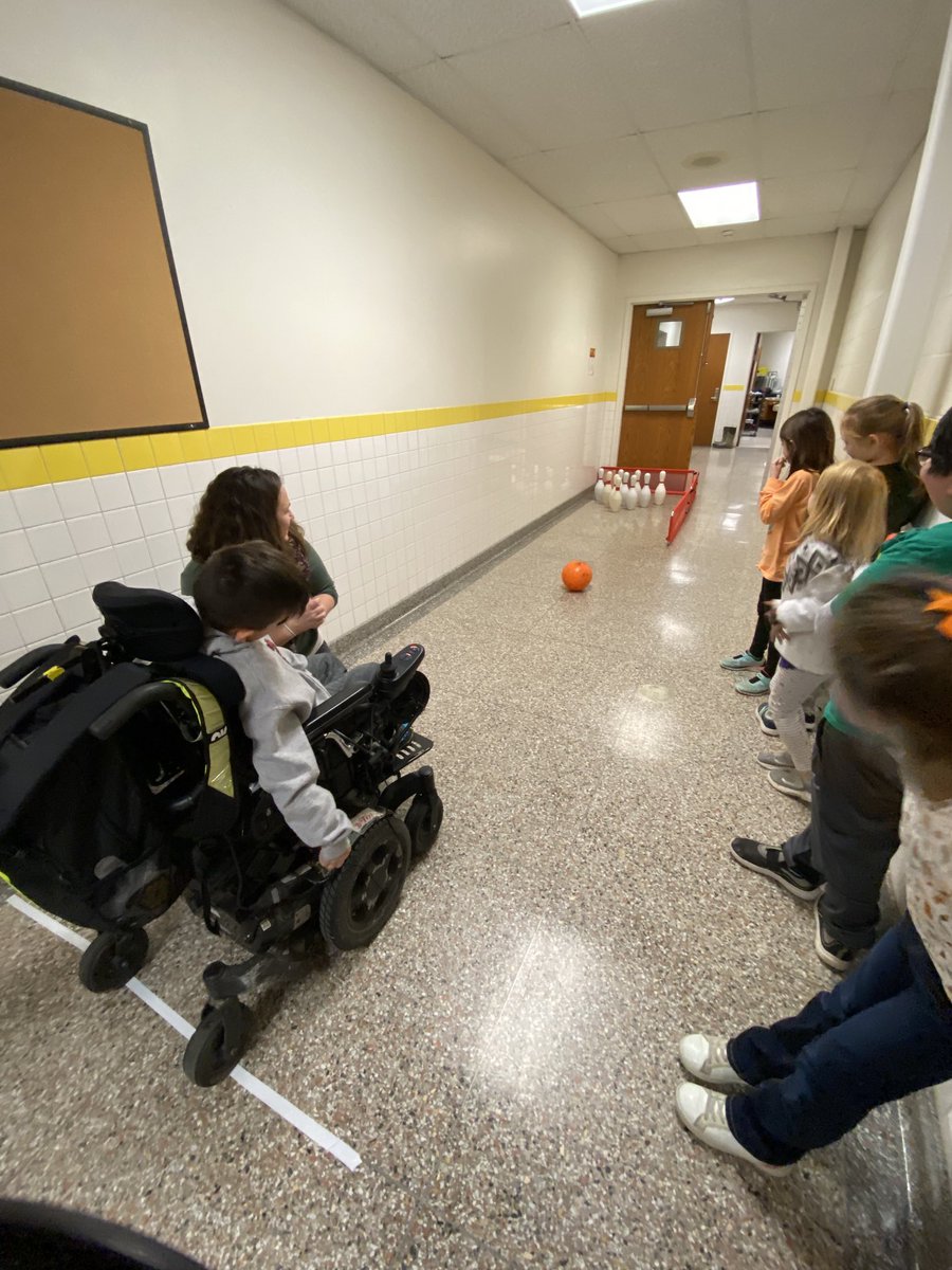 Mexico Elementary School tweet media