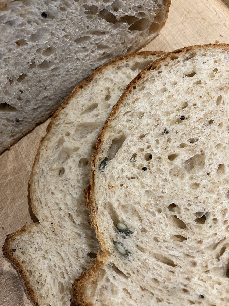 Multi seeded sourdough using a rye starter, 20% scalded spelt flour, 6% olive oil and very strong Canadian white @marriagesflour   #Shareyourloaves  #sourdough #spelt #rye @baking_bloomers @breadawardsUK @MillHillABakery @BrodandTaylor