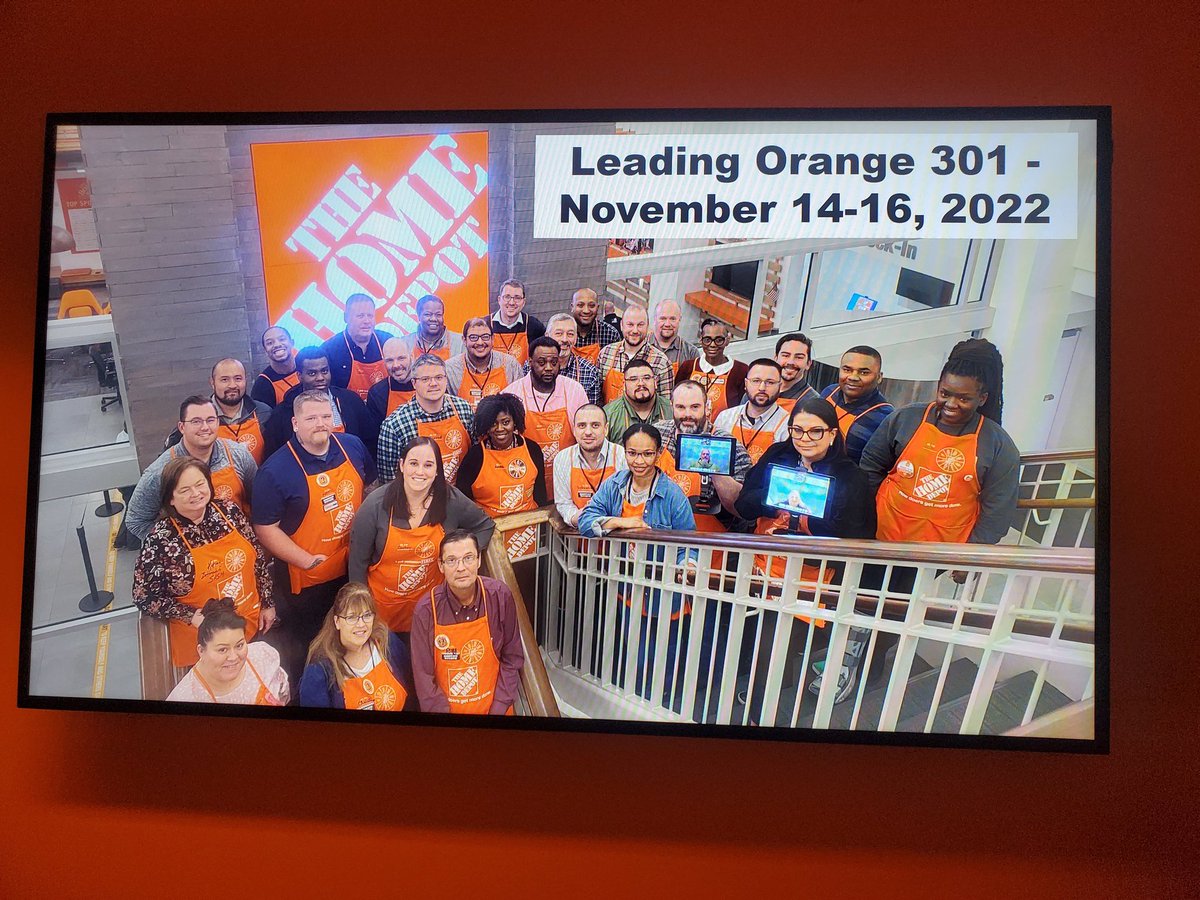 mrEdReyesHD's tweet photo. Met some great value based leaders in this class. Glad I had the opportunity. Thanks to anyone who took part in leading me to where I am today. @Robert_Daffern @ArtisRealliams @mrtnz_jackie @6816ASDS @JasmineM772 @LewisHom @MiguelFuentesHD @Jason_HD_0555 more people I could tag.. https://t.co/FytctEQQa7