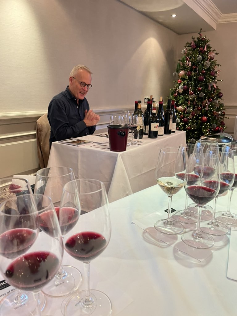 Solera_Wine's tweet photo. Good to see @timatkin on Rioja masterclass today in Dublin shearing his knowledge about this wine region. Great work 👏 https://t.co/o4sUQH0kZU