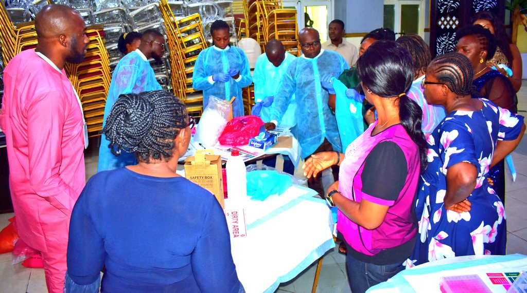 CCFNigeria's tweet image. 1. Across our supported health facilities in Abia, Enugu, &amp;amp; Imo states where we are implementing the #ACCESS project funded by @PEPFAR through @CDCgov, @CCFNigeria is training frontline workers on #Recency surveillance.
#Recency surveillance seeks to reduce #HIV-related deaths by