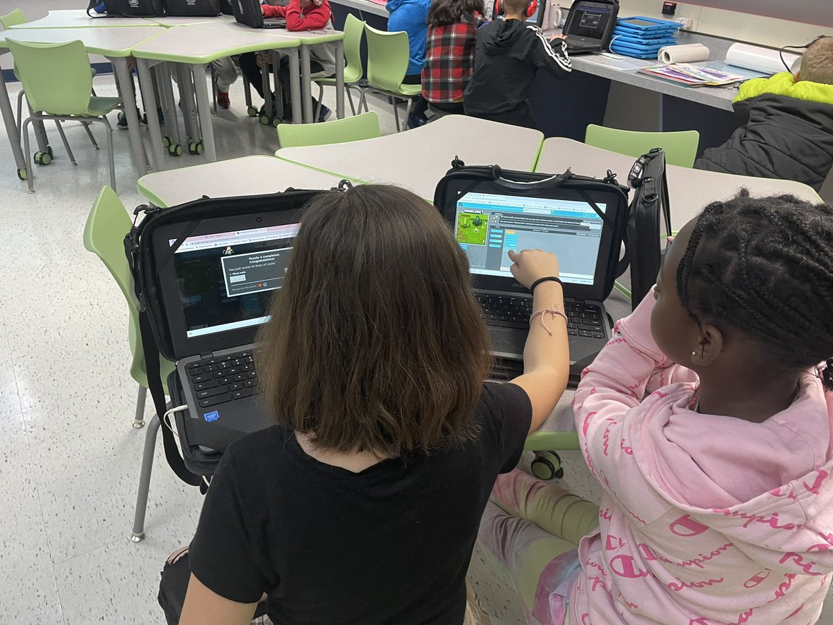 AmandaStrickler's tweet photo. Pair programming with https://t.co/FYpAWtIhnS this week. Dance Parties, Minecraft puzzles, Angry Birds, and Sprite Labs. They love creating and sharing their programming! #STEM #PLTW #BHWarriorPride @Bighollowelem https://t.co/qaLFPn8KDk