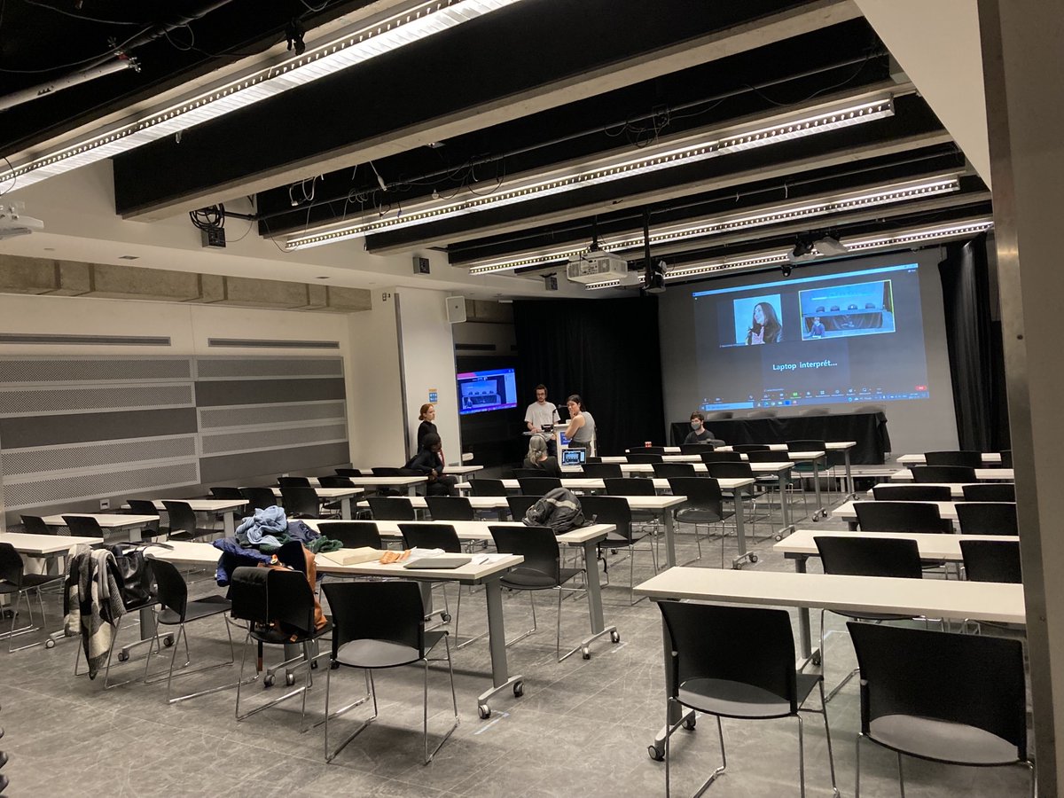 colloquevocum's tweet photo. 🦸 L’équipe et les bénévoles de VocUM s’activent à finaliser les préparatifs! C’est effectivement demain que s'amorce l’édition 2022 du colloque VocUM. Viens y assister!
⌚ jeudi et vendredi, à partir de 9h30
🎯 à l’Université de Montréal (local C-3061, pav. Lionel-Groulx) https://t.co/ZRTfrnd6nr