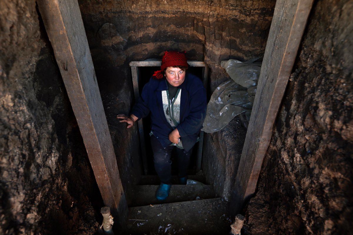 Carolyn Cole (@carolyn_cole) on Twitter photo Villages north of #Kherson sustained some of the heaviest damage in the region as #Ukrainian army battled to retake the city. Some rural farmers remained throughout, their fields littered with bomb fragments. <a href="/latimes/">Los Angeles Times</a> latimes.com/world-nation/s… Villages north of #Kherson sustained some of the heaviest damage in the region as #Ukrainian army battled to retake the city. Some rural farmers remained throughout, their fields littered with bomb fragments. <a href="/latimes/">Los Angeles Times</a> latimes.com/world-nation/s…