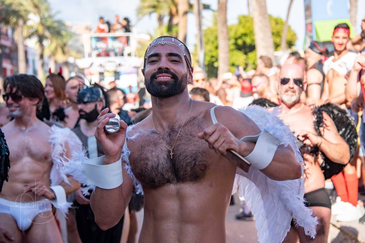 GayPrideSitges's tweet photo. Cowboy, Bagel… Sitges loves everyone! - Come join the party - Book now and secure your place to stay !
https://t.co/nYYug3Gwoy
.
#gaysitges #sitgespride23 #sitgespride #sitegslovesyou23 #gaytravel #gayspain #sitges #sitgesanytime #sitgesmuscle #gayhairy #gaystud #gayangel https://t.co/A9n8j3xi6N