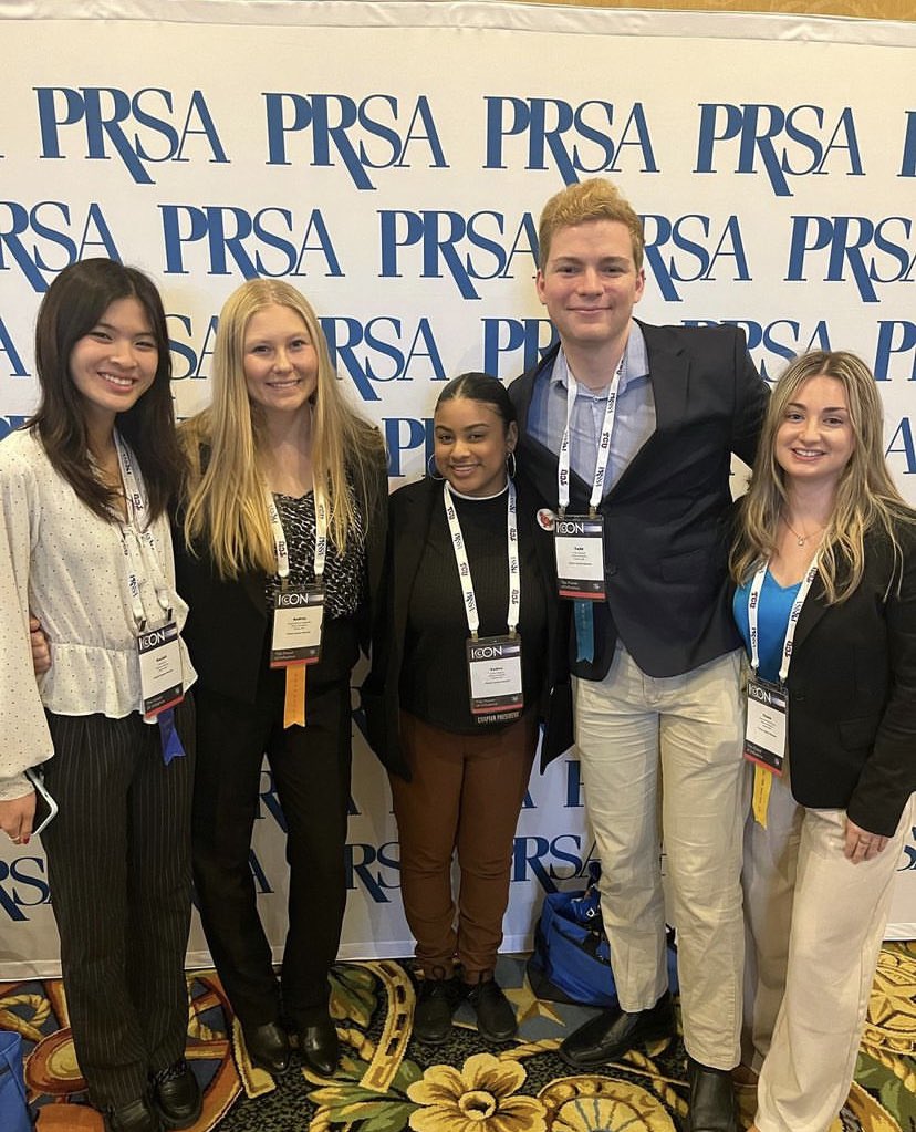 BUPRSSA's tweet image. Some of our e-board members attended #prssaicon2022 these past few days. From keynote speakers to networking, it was an amazing experience. Thank you @PRSSANational for such an excellent conference, and we can’t wait to return next year!🙌🏻
