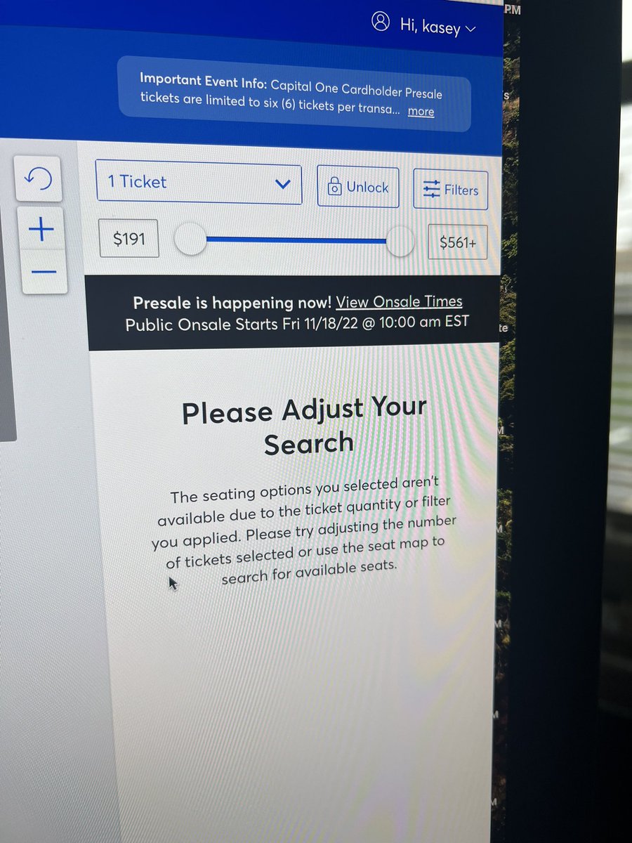 Well. That didn’t go well. 🤦‍♀️ #TSxCapitalOne <a href="/Ticketmaster/">Ticketmaster</a>