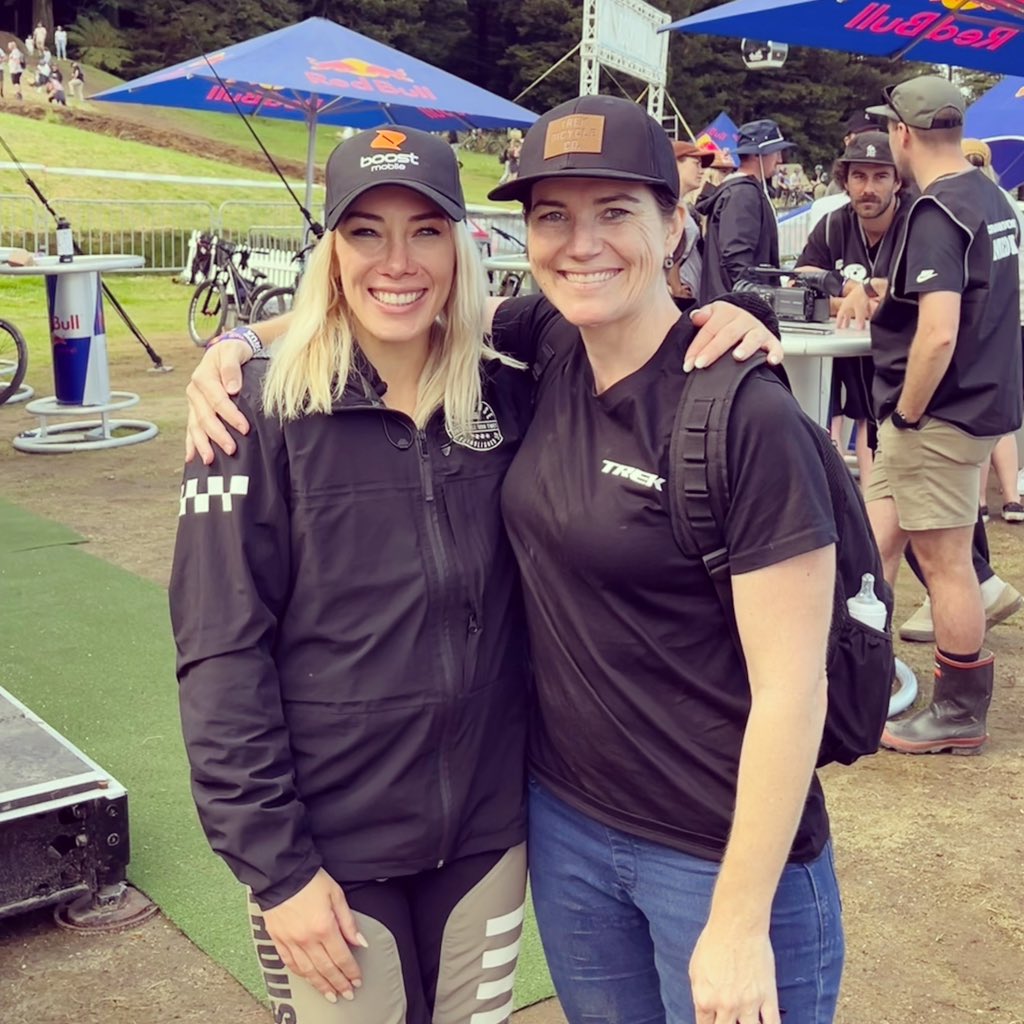 Anna Meares (@annameares) on Twitter photo Amazing who you run into and where! Great to see <a href="/CBuchanan68/">Caroline Buchanan</a> rip it up to win the speed & style at Crankworx last weekend. Thanks <a href="/TrekBikesAust/">Trek Bikes Aust</a> <a href="/TrekBikes/">Trek Bicycle</a> for the invitation! Had a blast! Amazing who you run into and where! Great to see <a href="/CBuchanan68/">Caroline Buchanan</a> rip it up to win the speed & style at Crankworx last weekend. Thanks <a href="/TrekBikesAust/">Trek Bikes Aust</a> <a href="/TrekBikes/">Trek Bicycle</a> for the invitation! Had a blast!