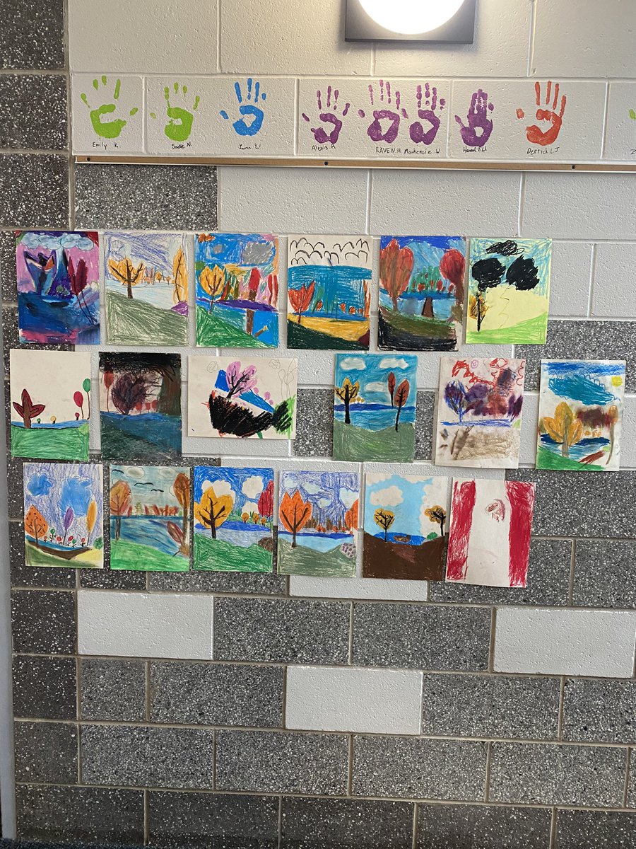 misscomboAP's tweet photo. Love seeing our students work displayed in the hallway! 🍁 #fallprints #oilpastels @colbytlhill https://t.co/4hHjJJtuvI