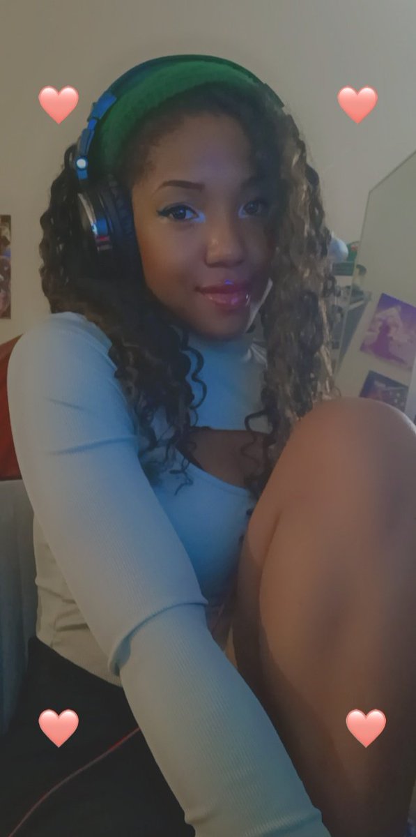 LyraCentauri's tweet photo. GOD GAMER👇🏾👇🏾👇🏾 https://t.co/SkzX2ES9bN