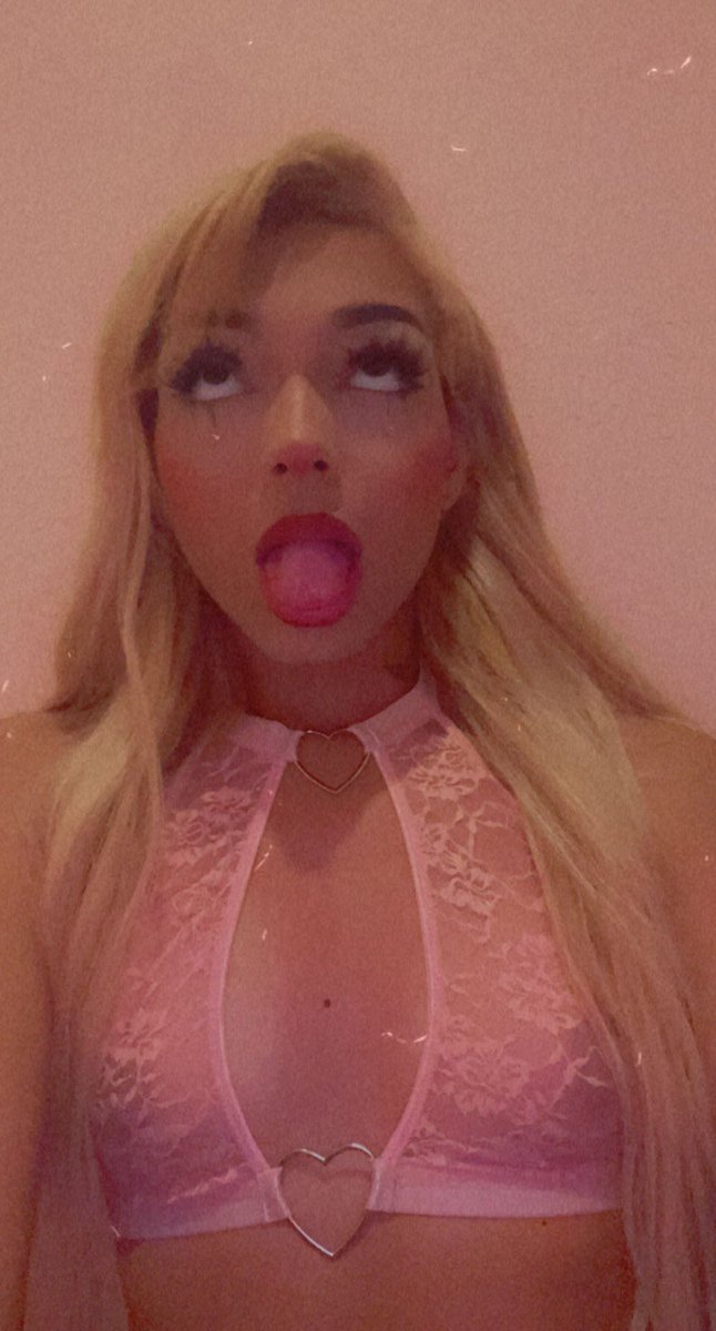 transbunny0's tweet photo. Imagine you cum on my face💦💦#cum #sucking #trannyvideos https://t.co/7dskxNLOxd