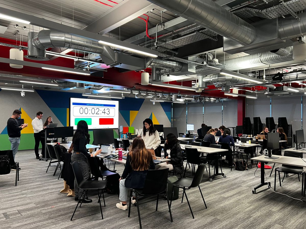 klismanmurati's tweet photo. What happeneds when 30 data scientists collaborate over a 2 day world affairs hackathon? 

Brilliance! 

@ParetoEconomics Economics is utilising data science in ways never seen before and our first ever hackathon with @Microsoft was exceptional. 

Congrats to the winning teams! https://t.co/nHqr5O1uUb