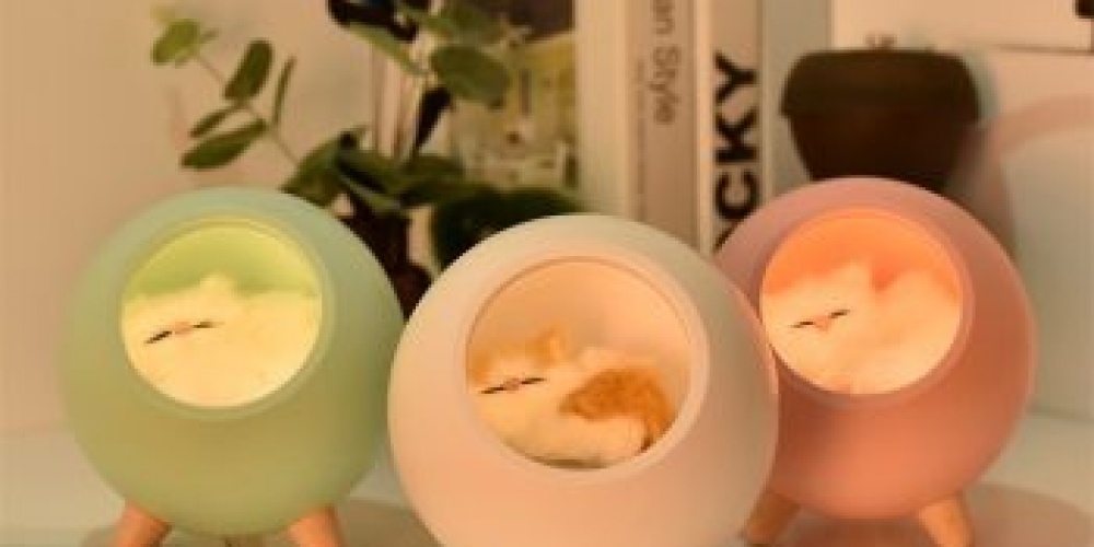 JustSweetHome1's tweet photo. Excited to share this Cute Cat Speaker Night Light! 📢 link https://t.co/BRd3Pu991H $34.95 $USD #lightidea #decoration #diydecor #homedecor #interiour4all #homeinspo #ModernHome #InteriorLovers https://t.co/rX18VsJtvq