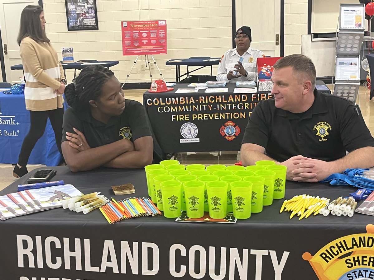 Richland Two eSchool Program tweet media