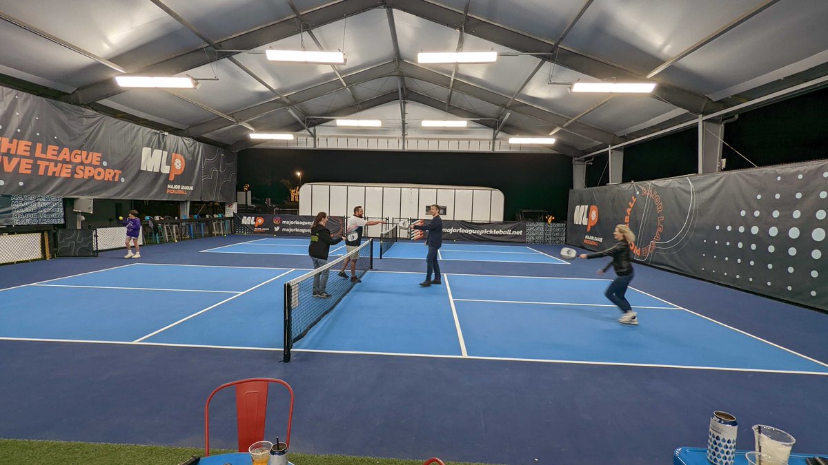 Welcome to Austin! 🤠 It was a great start to our HQ onsite yesterday. 

Excited to bring the entire team together for the first time, dream big and plan accordingly for 2023, and prove once and for all who is the 2022 <a href="/form_bio/">Form Bio</a> pickleball champion.