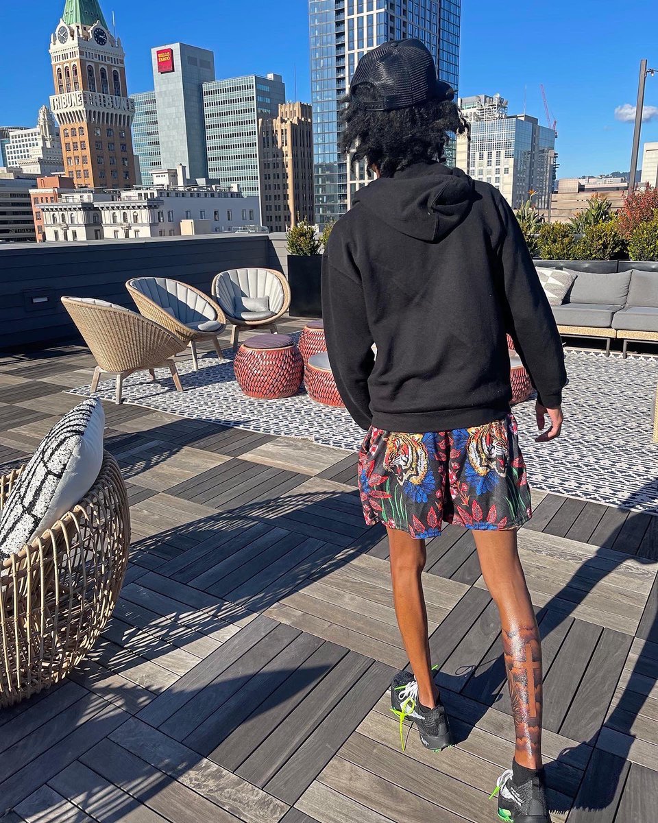 Brodie lost his life it inspired me to get my shit together 🕊💚. 
Hat:<a href="/StizzyLoner/">sL³ 🧸</a> 
Jacket: <a href="/StizzyLoner/">sL³ 🧸</a>