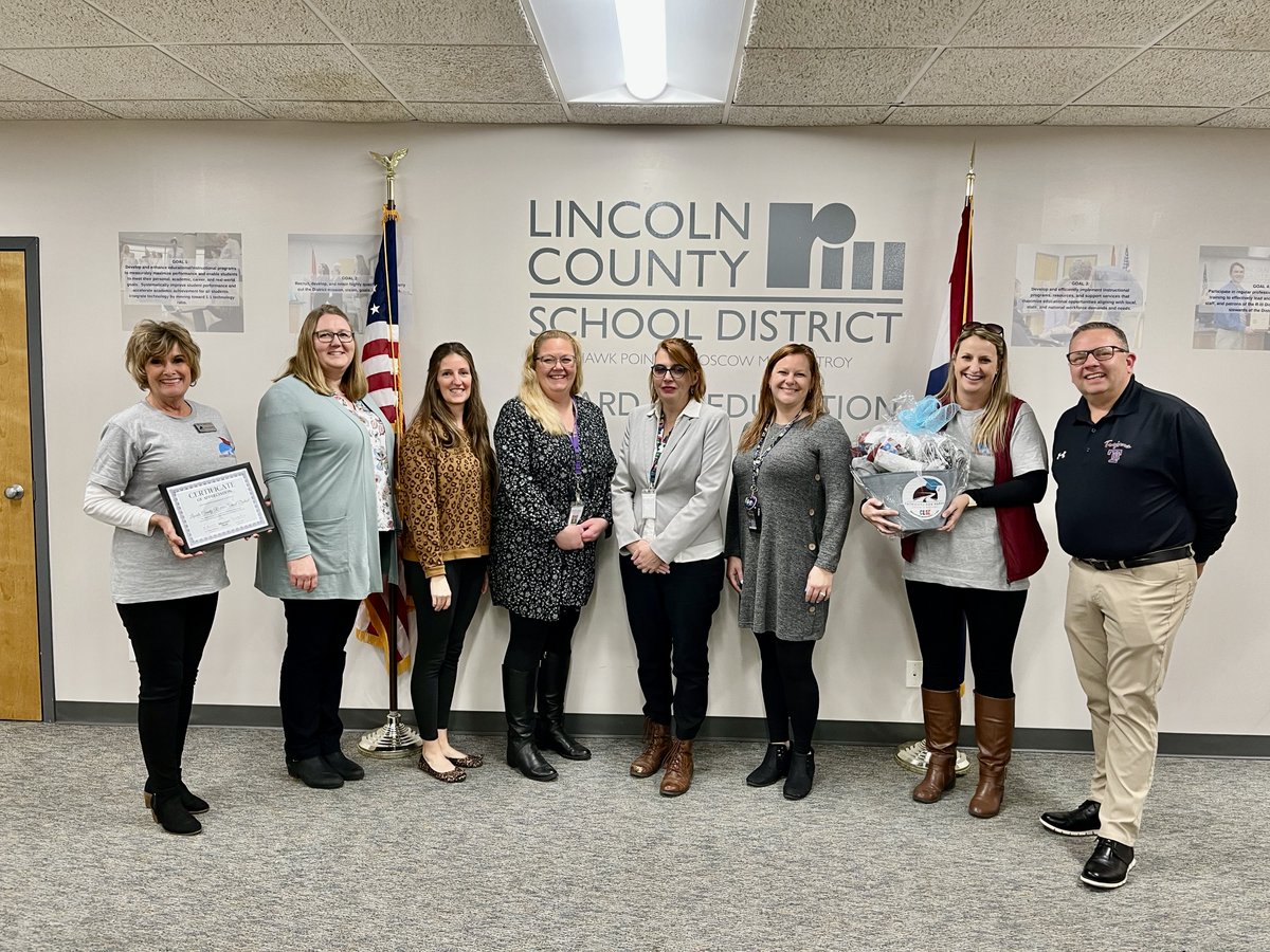 Jon Turner (@jonturneredd) on Twitter photo Last stop of day on tour to celebrate National Apprenticeship Week #MoApprentices--Lincoln County Schools <a href="/Linc_R3/">Lincoln County R-III School District</a>. Thanks to the admin team in Lincoln County for their OVERWHELMING support for their paras in <a href="/MissouriState/">Missouri State</a> Pathways for Paras program! @mpennyR3Sup <a href="/MODHEWD/">MO Higher Education & Workforce Development</a> Last stop of day on tour to celebrate National Apprenticeship Week #MoApprentices--Lincoln County Schools <a href="/Linc_R3/">Lincoln County R-III School District</a>. Thanks to the admin team in Lincoln County for their OVERWHELMING support for their paras in <a href="/MissouriState/">Missouri State</a> Pathways for Paras program! @mpennyR3Sup <a href="/MODHEWD/">MO Higher Education & Workforce Development</a>