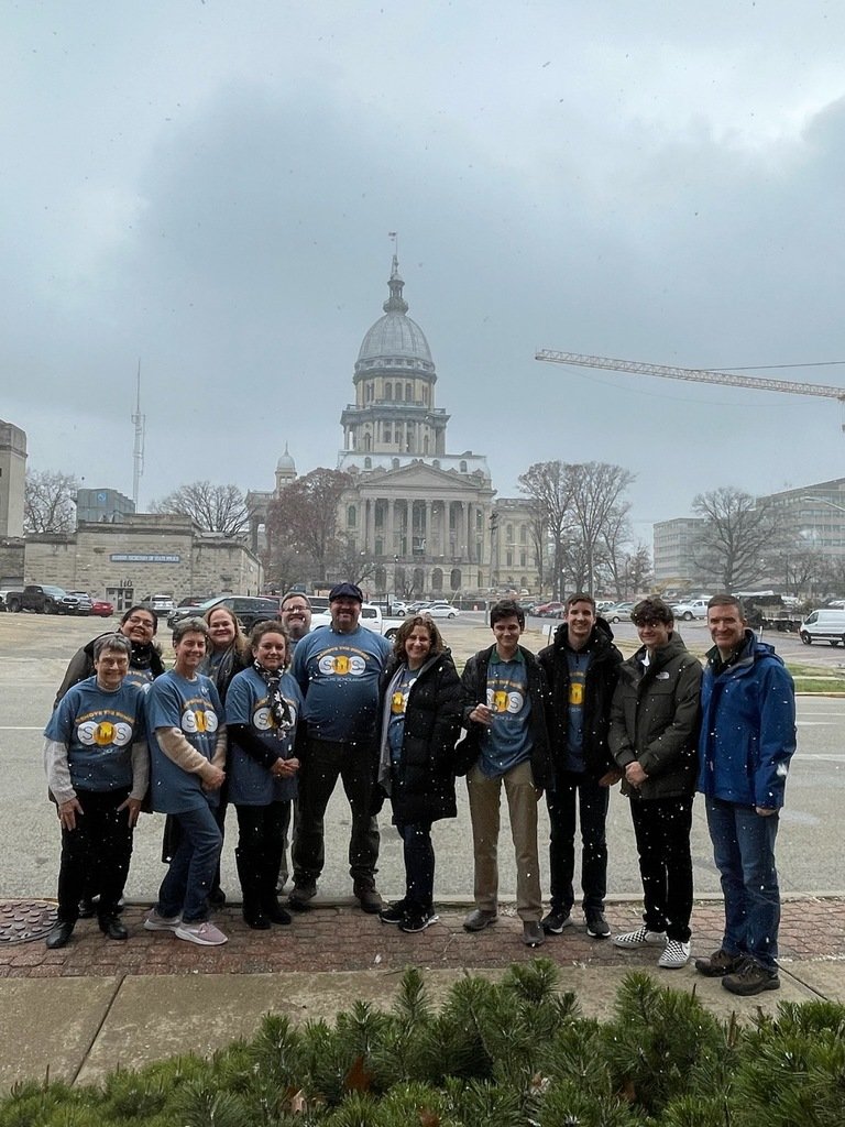 StThomasMoreHS's tweet photo. This intrepid group braved the elements in Springfield to advocate on behalf of removing the sunset to the Empower Illinois Tax Credit Scholarship. Kudos to them for their efforts and dedication. Pray for a positive outcome for the program and on behalf of our students! https://t.co/Uy3JShgwzD