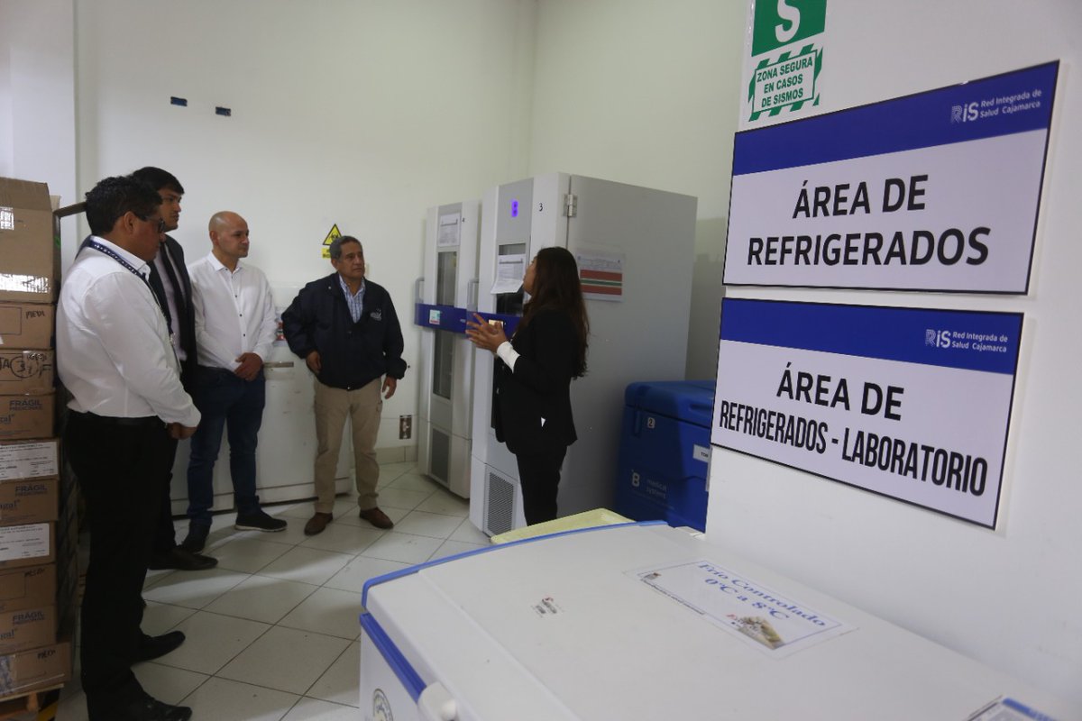 emundaca's tweet photo. El abastecimiento de medicamentos juega un rol importante en la provisión de servicios de salud de calidad, por ello, requiere que su gestión sea eficaz y eficiente, para lograrlo, inauguramos el almacén especializado de medicamentos,insumos y drogas de @RISCajamarca
@Minsa_Peru https://t.co/hpy2X1D0jO