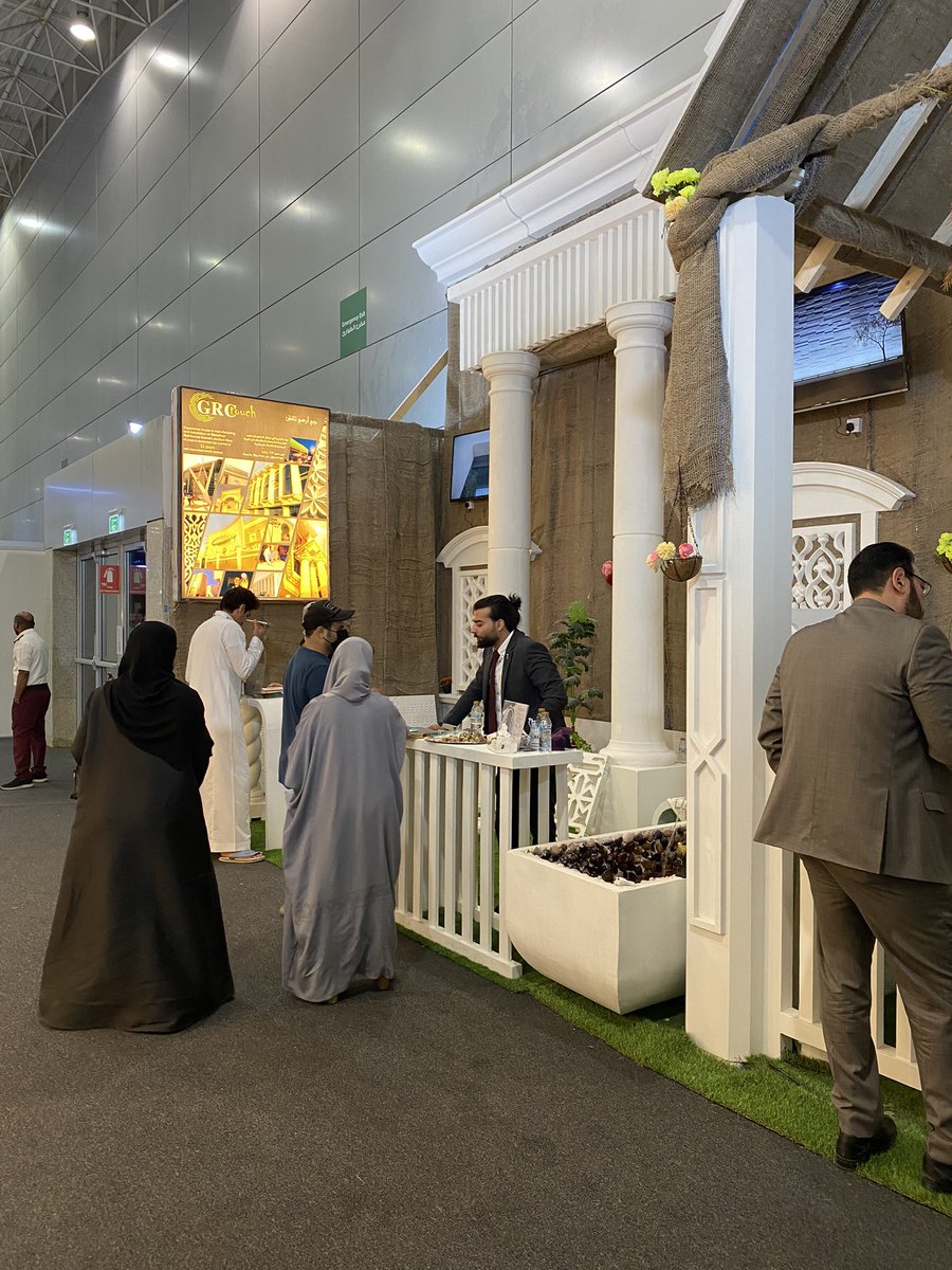 GrcTouch's tweet photo. صور اليوم الثالث لمنصة عرض ديكورات و واجهات جي ار سي تاتش في #معرض_البناء_السعودي وسط حضور واقبال الزوار
#grc
#GRCTouch
#واجهات_معمارية https://t.co/FvVpx2aR14