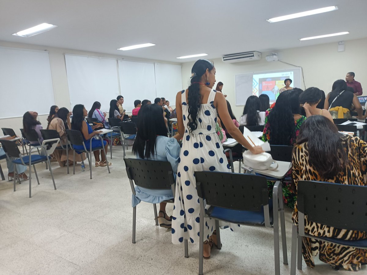 YYisennis's tweet photo. #SeminarioTaller #EscrituraCreativayArte #ProcesoComunicativo #3Sem #EducaciónInfantil @UGsedeMaicao @jaroldiazc https://t.co/by36xECiQI