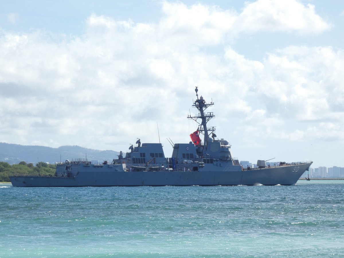 USS Chafee (DDG 90) Arleigh Burke-class Flight IIA guided missile destroyer leaving Pearl Harbor - November 16, 2022 #usschafee #ddg90
