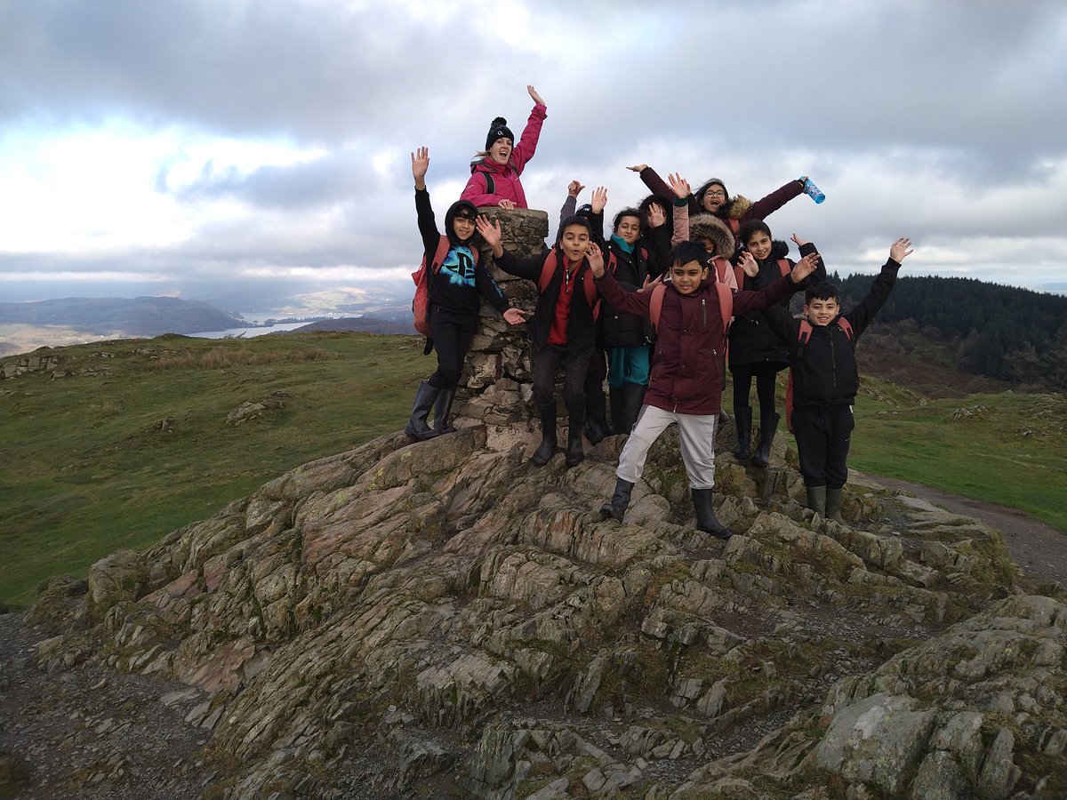 misswall9's tweet photo. Day 3- we had wonderful views from the top of Gummer's How . Well done my group , you have been fantastic https://t.co/bjkHba6fji