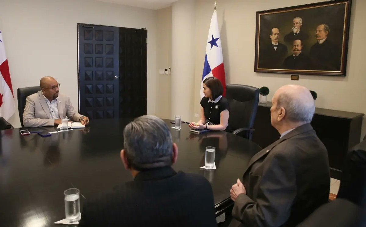 raul-montenegro-divi-on-twitter-rt-cancilleriapma-panam-reitera-su