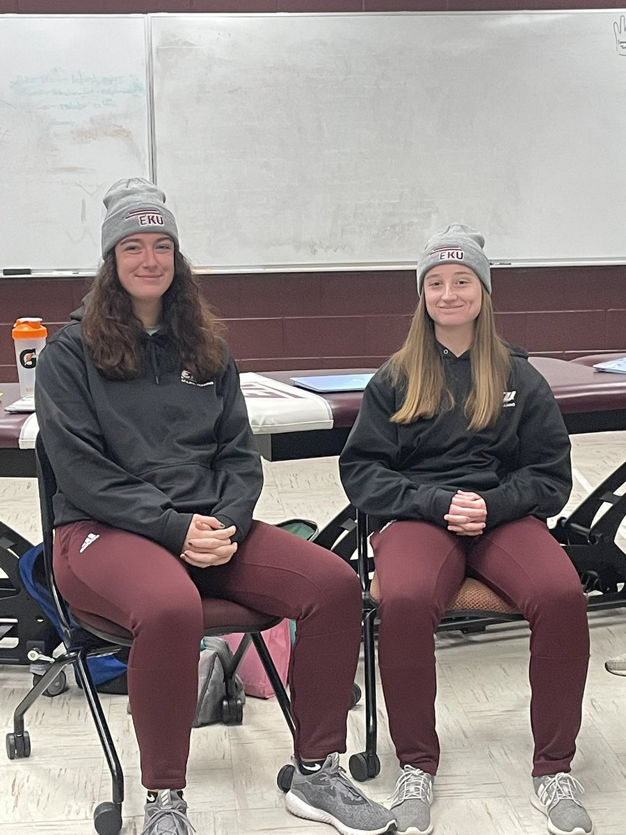 Twinning! Who wore it better, faculty (in white/black) or students (in maroon/black)? #EKU <a href="/EKU_CHS/">EKU CHS</a> <a href="/EKU_ESS/">EKU Exercise & Sport Science</a> <a href="/ekuatp/">EKU Athletic Training Program</a>