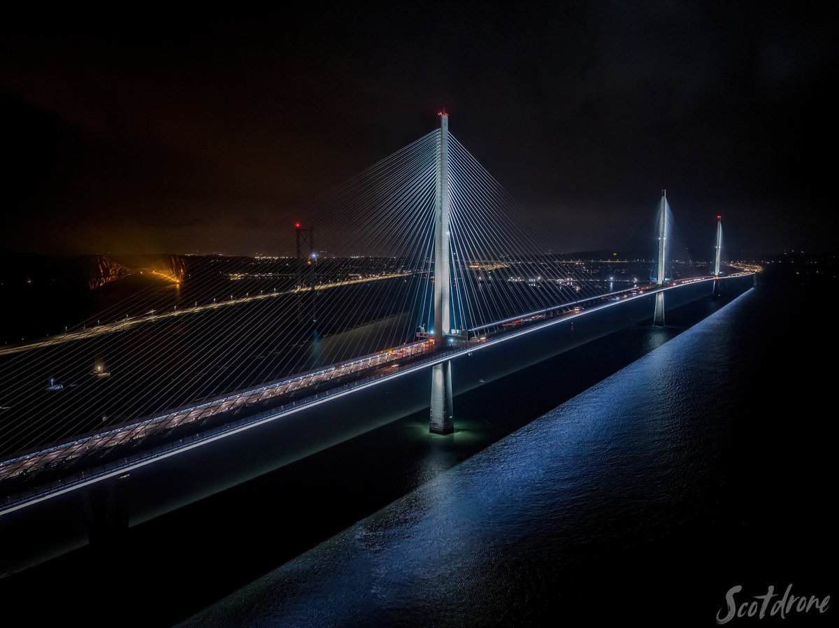 scotdrone's tweet photo. The Queensferry Crossing at night 😍🏴󠁧󠁢󠁳󠁣󠁴󠁿
#bridge #fife #Edinburgh #scotland #visitscotland https://t.co/GcjAKEBX8t