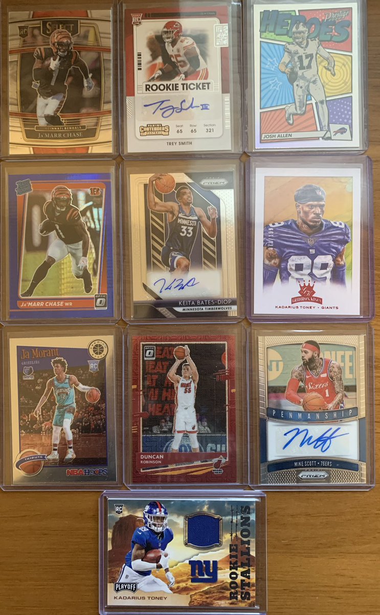 Random lot $17 shipped BMWT 🏀 🏈 <a href="/CardboardEchoes/">CardboardEchoes</a> <a href="/sports_sell/">@SPORTS_SΞLL</a>