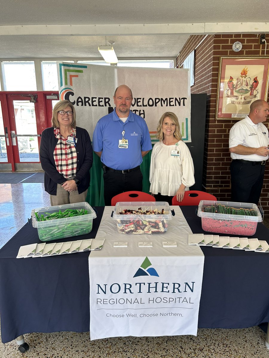 scsctecdc's tweet photo. Health Science and Public Service careers were highlighted this week at @eastsurryhs for Career Development Month. @surrycc @HSalon114 @ChooseNorthern @ChoicePTW https://t.co/xSS9yZTNJ0