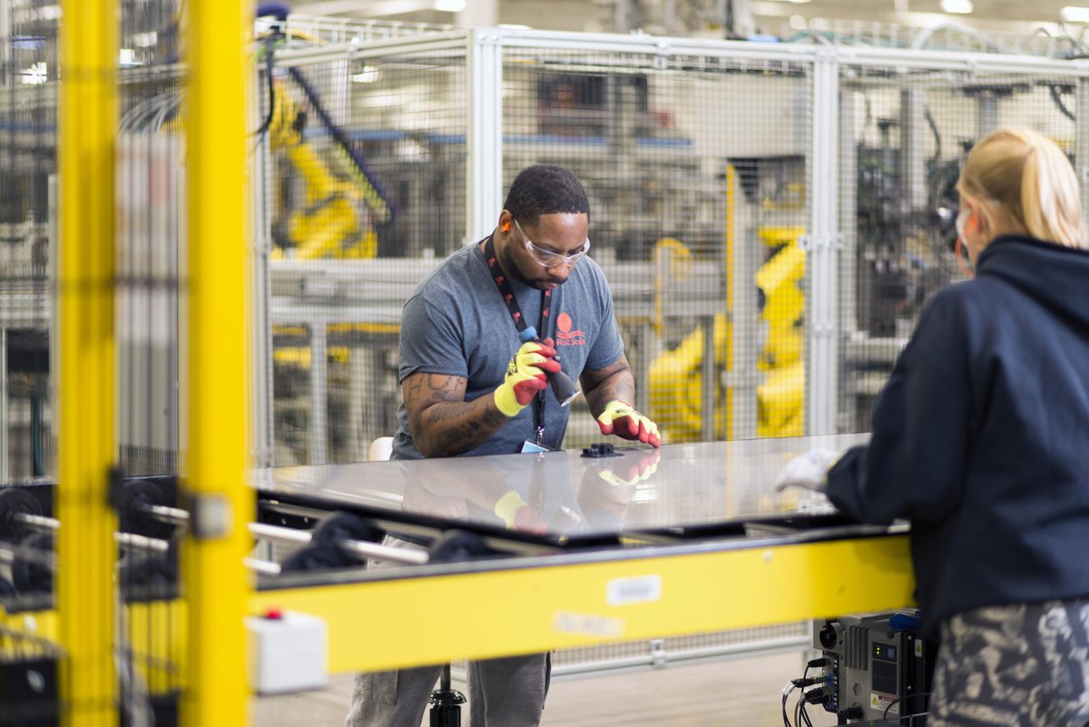 💥BREAKING: U.S.-based <a href="/FirstSolar/">First Solar</a> plans to invest $1.1B to open Alabama manufacturing facility, creating 700 jobs in Lawrence County | via <a href="/GovernorKayIvey/">Governor Kay Ivey</a> 

⚡️bit.ly/3tBmgEH