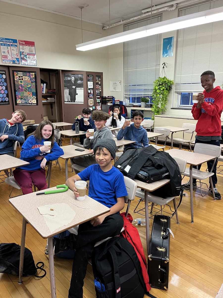 A few hardy modified cross country runners got together for a run followed by hot cocoa. It was great to be back together. ⁦<a href="/GCSDAthletics/">Goshen Athletics</a>⁩ ⁦<a href="/LadyGladsXCTF/">Goshen Girls XC/T&F</a>⁩ ⁦<a href="/GoshenXCTF/">Goshen XC/T&F</a>⁩ #thefuture