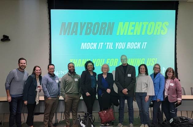 Grateful to all of these wonderful alumni who show up to help our students! ⁦<a href="/MaybornUNT/">Frank W. and Sue Mayborn School of Journalism</a>⁩ #MaybornMentors