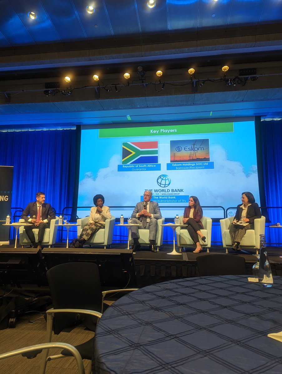 BrakaMusiime's tweet photo. No better way to start the third day of #WBGLEGlearningweek than with a discussion on Eskom Just Energy Transition, a project of so many firsts.  Salient lessons-learnt for South Africa, the region, and beyond! @WorldBank @MarieMarieNelly https://t.co/YCQvmI1zoi