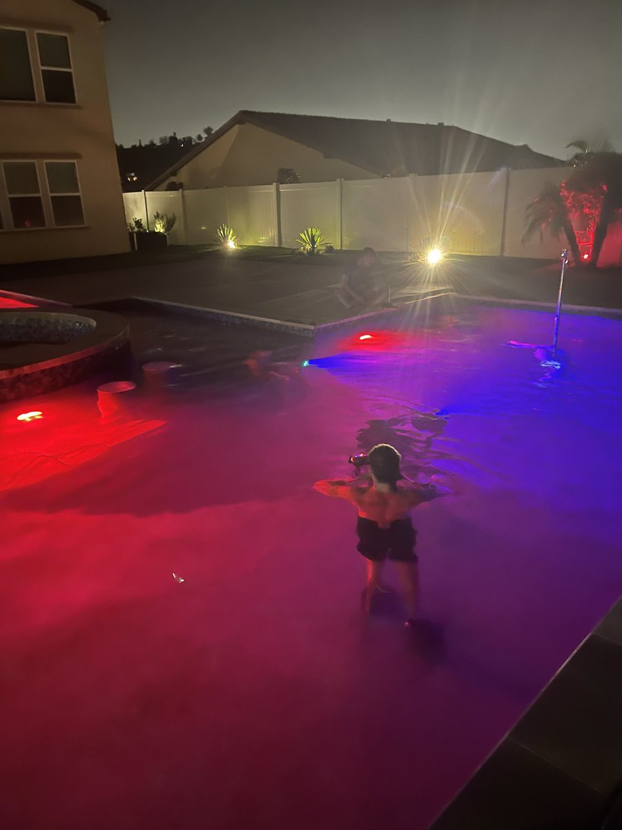 MorningDive's tweet photo. Another day in the office 💧💧💧 Best creative underwater photo/video service production in the US. #filmproducer #artproduction #fineartphotography #filmdirector #JUNGKOOK https://t.co/7jFK5DKa6o