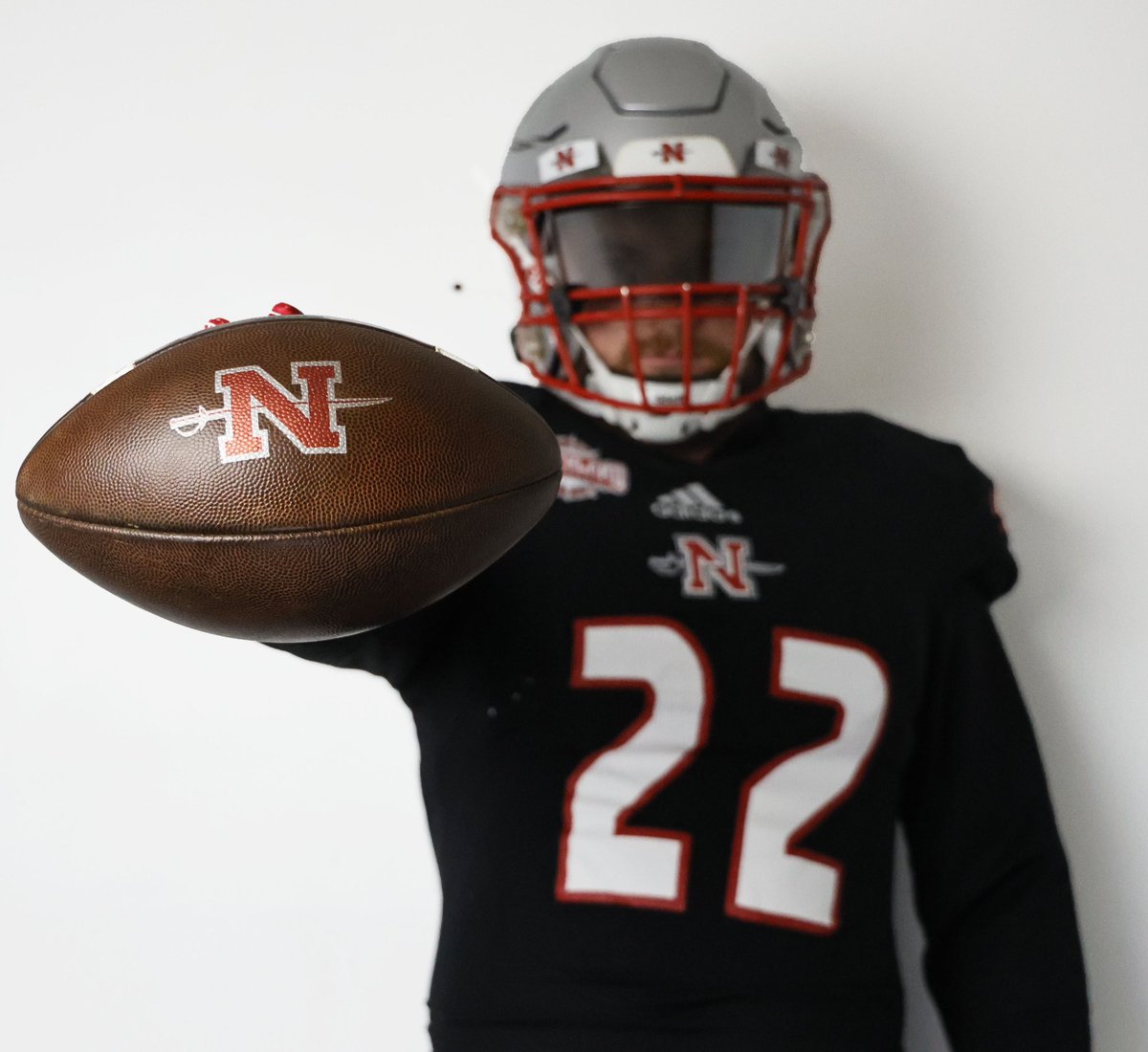 UNISWAG's tweet photo. The threads for @Nicholls_FB 

#uniswag https://t.co/A6pJpBme1H