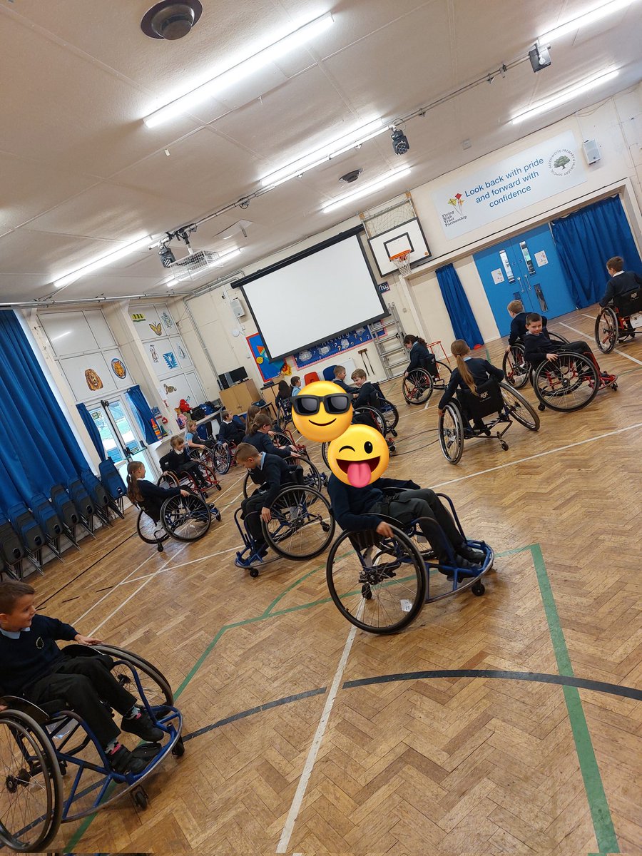 MissHMEvans's tweet photo. What a great opportunity to learn new skills during our wheelchair basketball session in year 3. We worked really hard on the key pointers that our instructor Dan gave us. It was so much fun! @GreenwoodSch https://t.co/KY9sylnXsb
