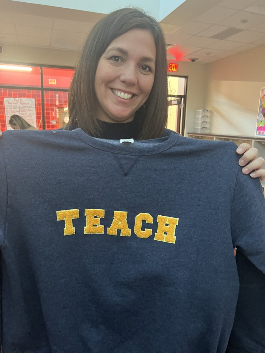 It was such a creative time together!! 💙❤️💚 <a href="/LiscanoElem/">Liscano Elementary School</a> #Lovewhereyouwork