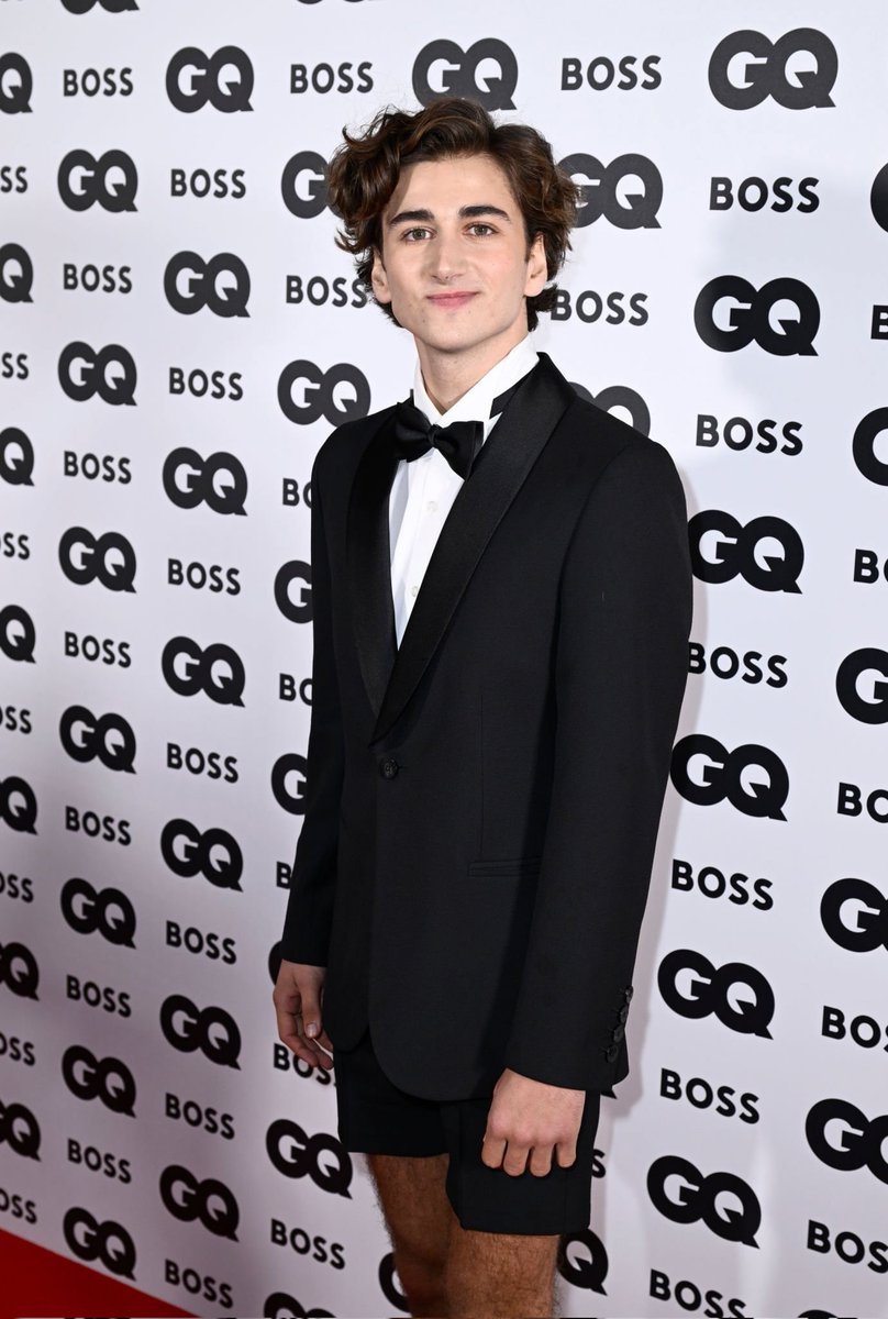 heartstopper_gl's tweet photo. Sebastian Croft - Bash at British GQ MOTY ✨ (Nov 16)

👤 @SebastianCroft
© GettyImages 

#sebastiancroft #bashcroft #benhope #heartstopper #heartstoppercast https://t.co/E7kfkxmJgx