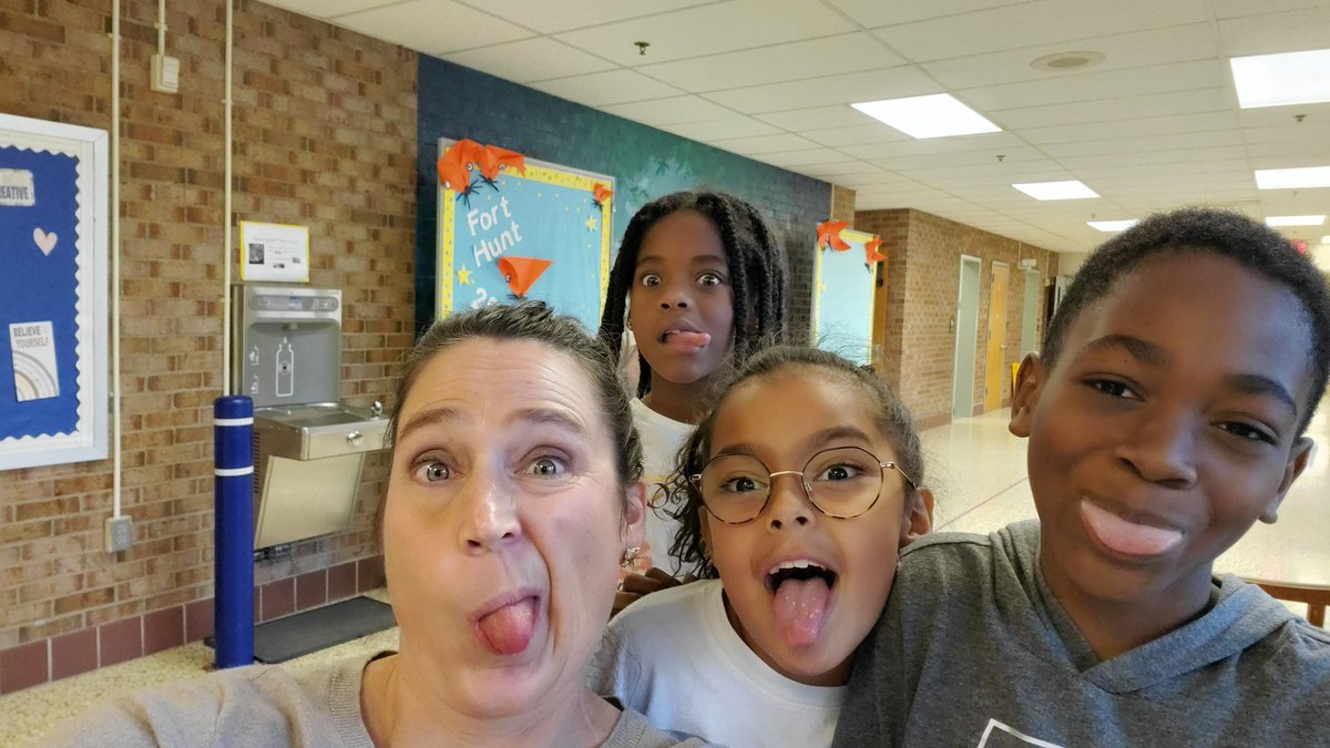 Mrs. Cameron tweet media