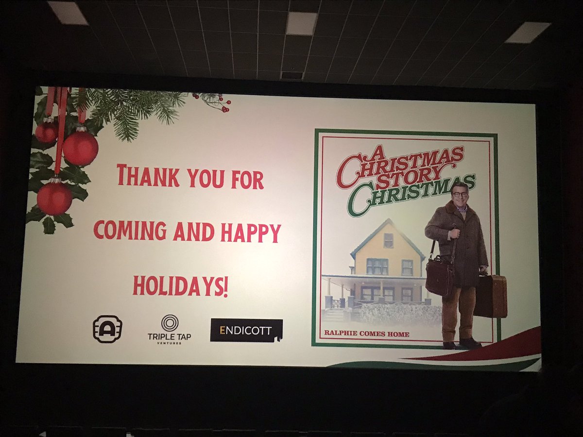 VinceSimsNBC5's tweet photo. My love for A Christmas Story Movie is crazy.  So I was concerned about update.  I admit I loved it.  hit me in my feels!  old and new together perfectly.  Comedy and emotion all rolled into it.  This die hard fan approves. 👍🏽👍🏽👍🏽 @DraftHouse @AlamoDFW #AChristmasStoryChristmas https://t.co/hLh07LlKWb