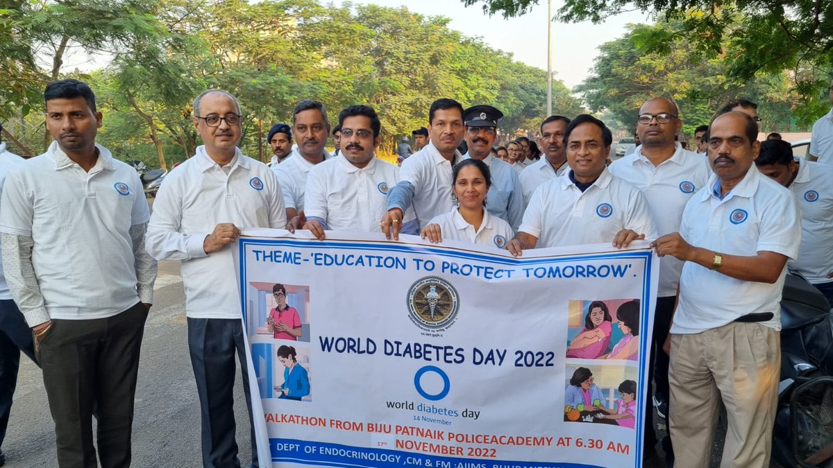 AIIMSBhubaneswr's tweet photo. @AIIMSBhubaneswr #Walkathon for #DiabetesAwareness 
Executive Director Dr Ashutosh Biswas, MS Dr S N Mohanty &amp; other dignitaries with students walked unitedly for awareness #25Mins per day &amp; #5Days #perweek
#EducationtoProtectTomorrow
@MoHFW_INDIA https://t.co/164W2dx4fc