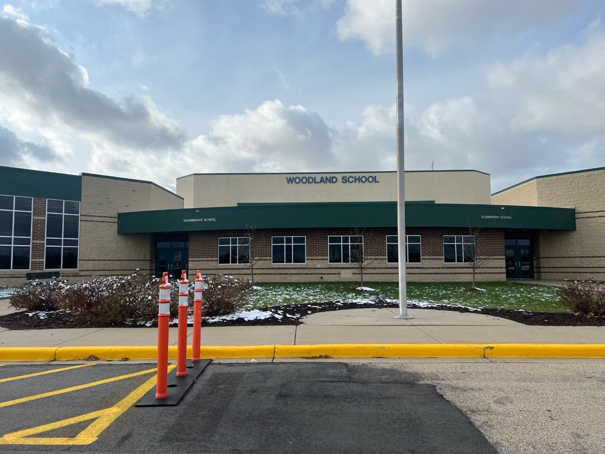 WLUKTV FOX 11 on Twitter "Kimberly’s Woodland Intermediate School had