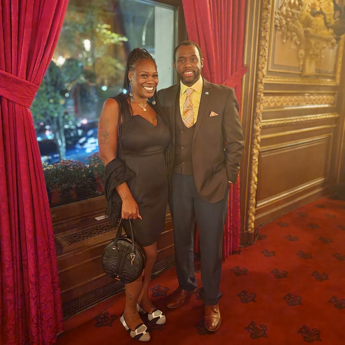 ForOurBabies76's tweet photo. Amazing night with @marcusasibley & @GiseleHearne1 at the Environmental Advocates NY Advocate Awards 2022 at the #MetropolitanClub https://t.co/oNIWlieczb