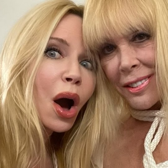 Shelly Berg's pics and videos - Fhu9IRhXEAA4Nc3 jpg:small