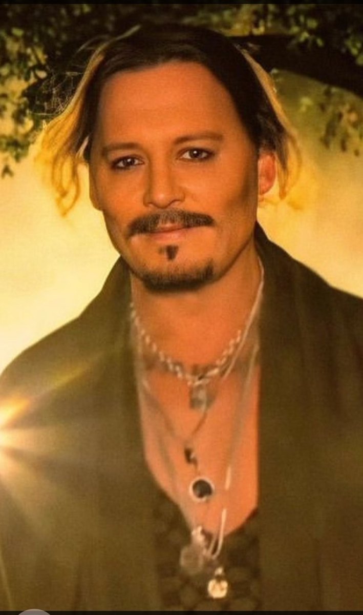 iriss__85's tweet photo. His smile ❤️‍🔥😍
#JohnnyDepp #IStandWithJohnnyDepp #johnnydeppisaninspiration #JohnnyDeppKeepsWinning #JohnnyDeppIsASurvivor https://t.co/JM7ZsSSOFo