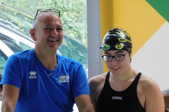 L'umbra Chiara Andidero campionessa nazionale di nuoto Fisdir umbriadomani.it/perugia/lumbra…