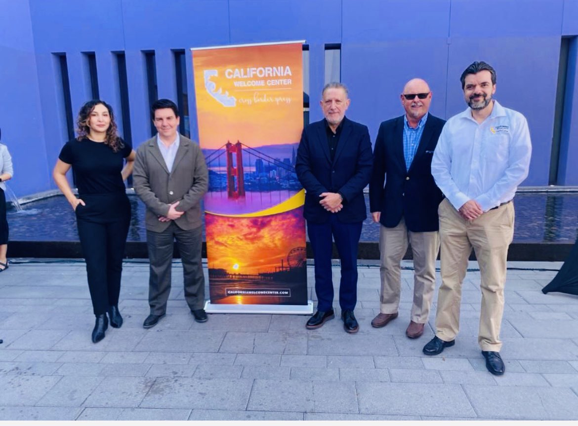 Alex Pace tweet media